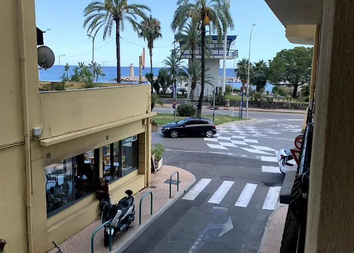 L'espadon - Vue Mer, Proche Et Gare 芒通