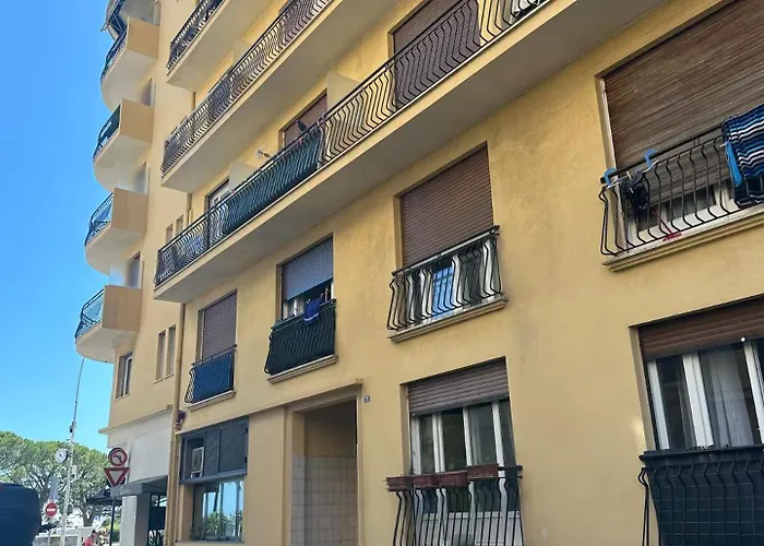 L'espadon - Vue Mer, Proche Et Gare Apartment Menton